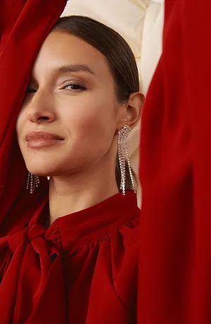 Damen - Ohrstecker mit Glaskristallsteinen - silberfarben