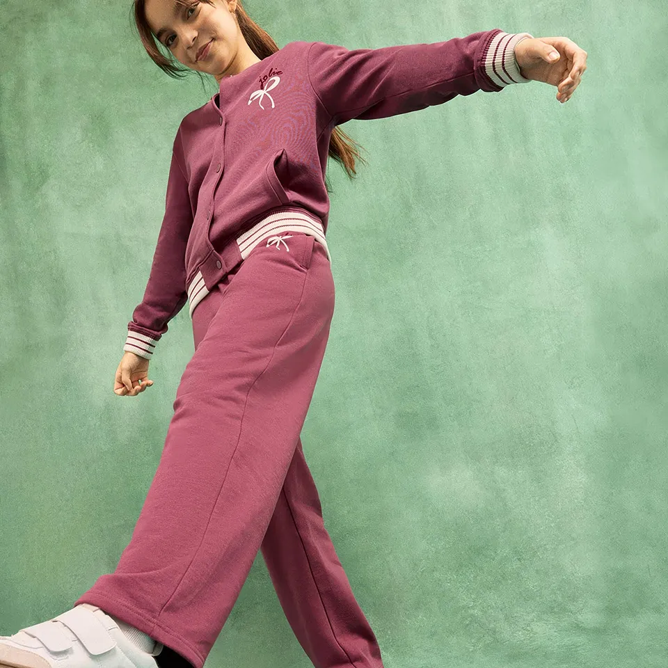 Kinder - Sweathose Wide-Leg aus reiner Bio-Baumwolle - mattbeere
