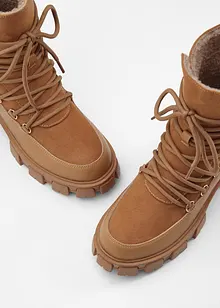 Boots lacées, bonprix Boots lacées, bonprix