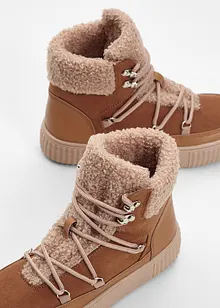 Boots lacées, bonprix Boots lacées, bonprix