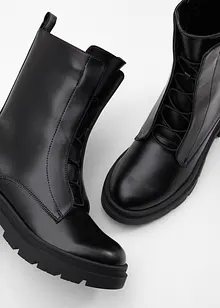 Boots lacées, bonprix Boots lacées, bonprix