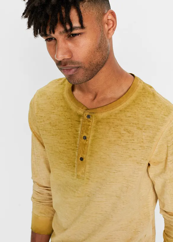 T-shirt coton col tunisien aspect délavé, manches longues, bonprix