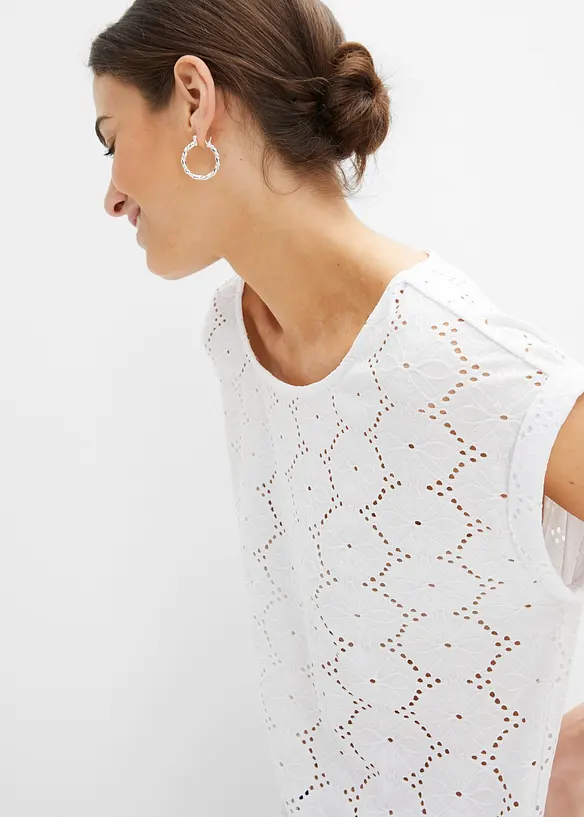 Shirt mit Lochstickerei, bonprix