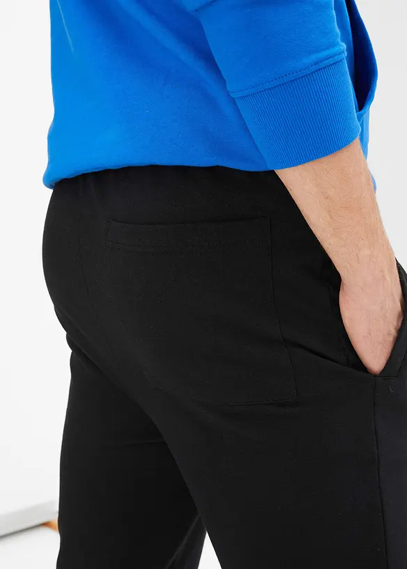 Pantalon de jogging avec polyester recyclé, bonprix