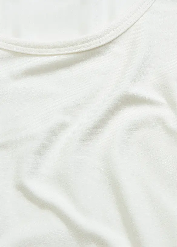 T-shirt à col rond en viscose douce, bonprix