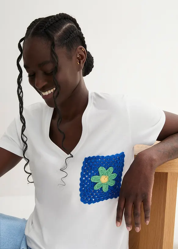 T-Shirt mit Stickerei, bonprix