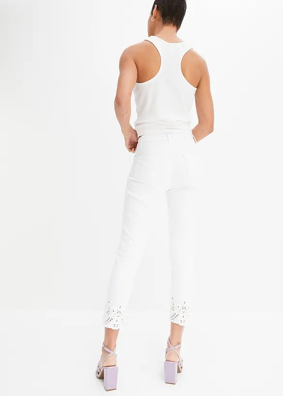 Pantalon extensible à broderies anglaises, bonprix