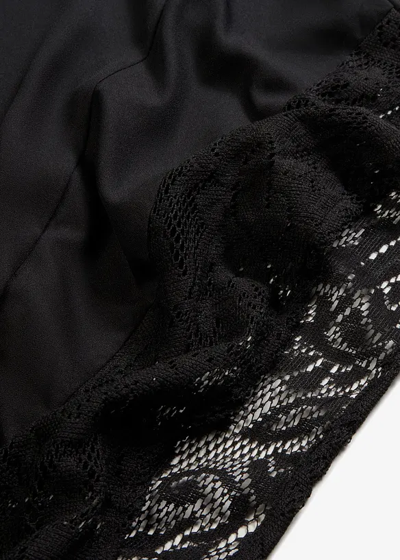 Blouse avec détails dentelle, bonprix