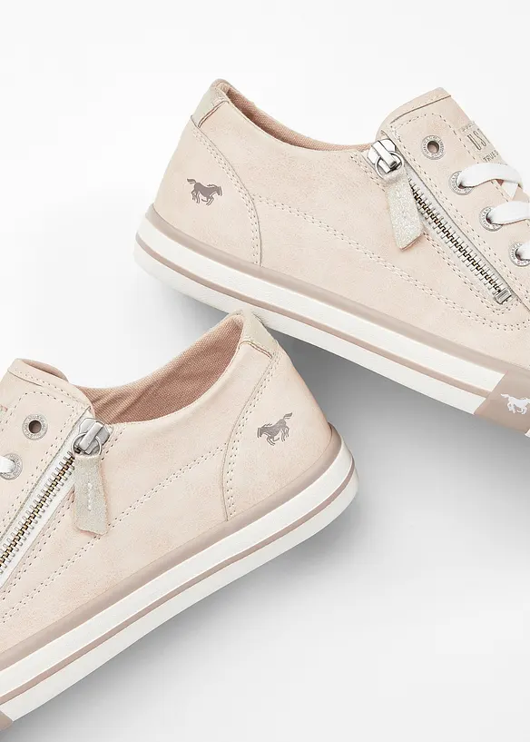 Sneakers de Mustang, Mustang