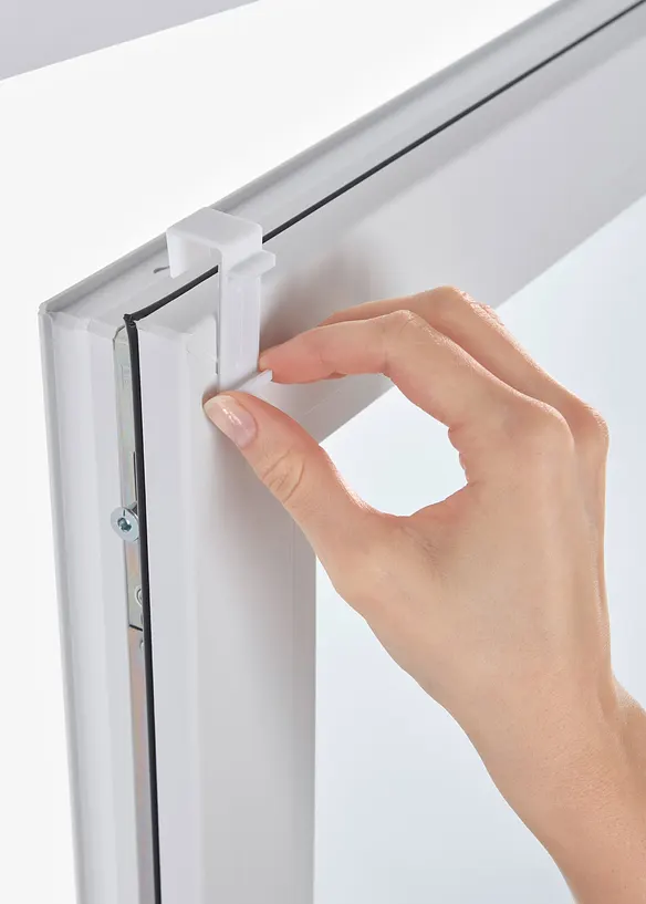 Besticktes Doppelrollo mit grafischem Muster, bonprix