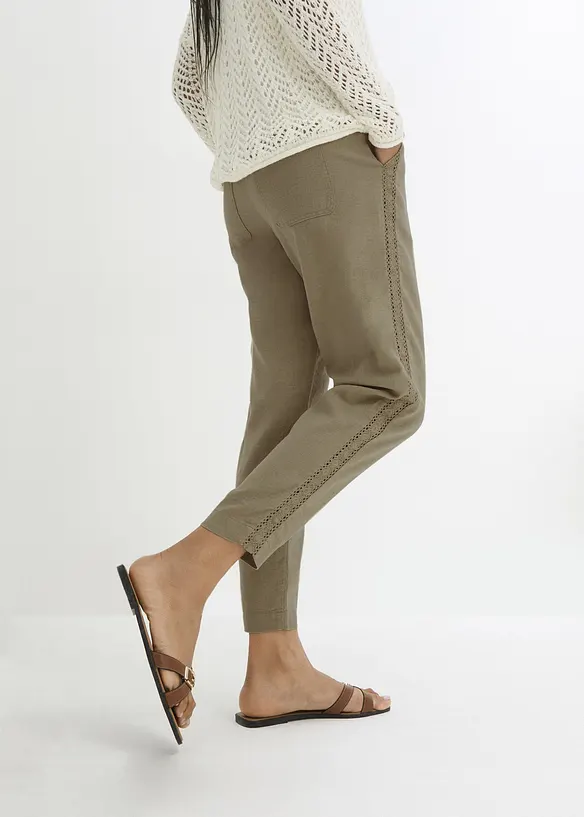 Leinenhose mit seitlichem Spitzeneinsatz, knöchelfrei, bonprix