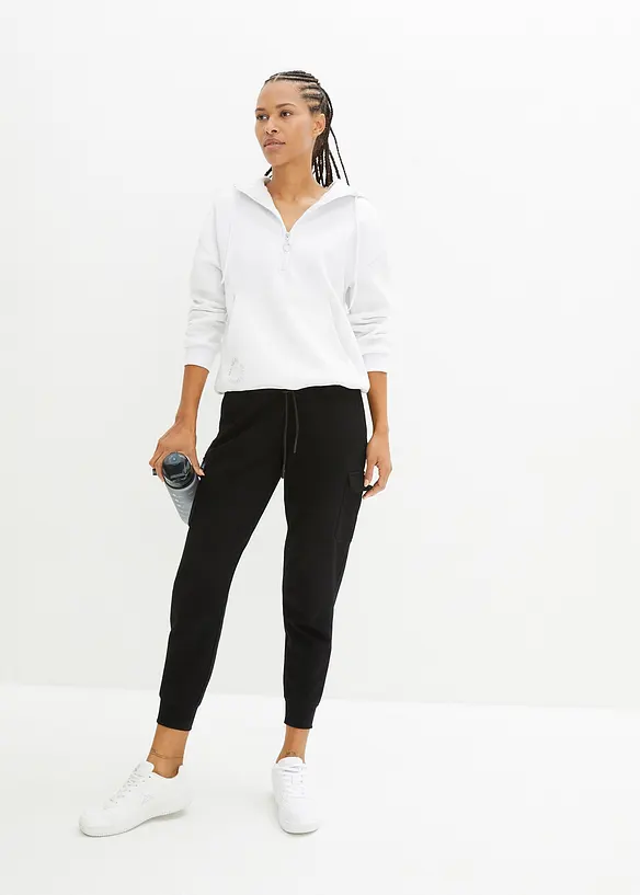 Jogginghose mit Cargotaschen, bonprix