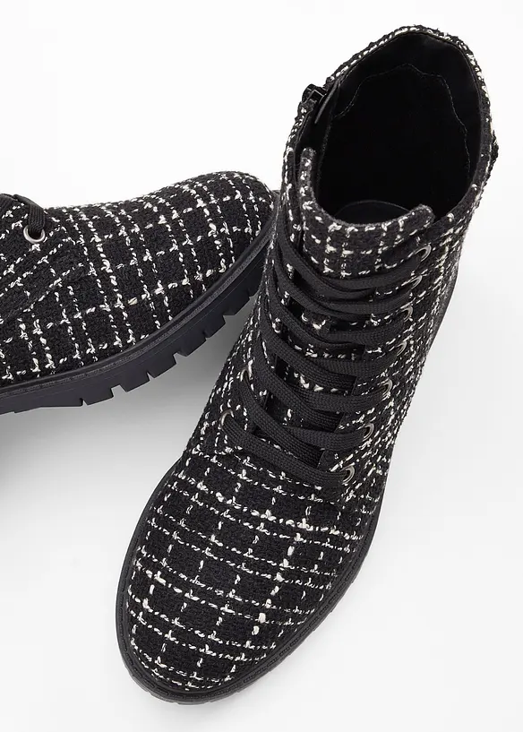 Boots à lacets, bonprix