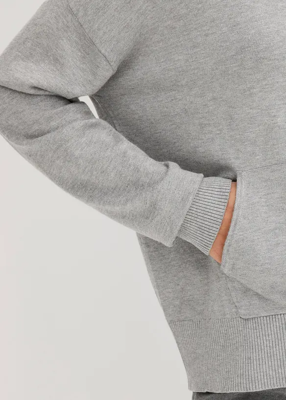 Strick-Hoodie mit Kängurutasche aus Viskose-Mix, bonprix