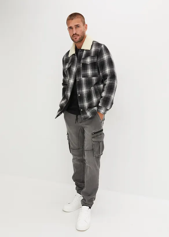 Jogger droit effet jean et poches cargo, Regular, bonprix
