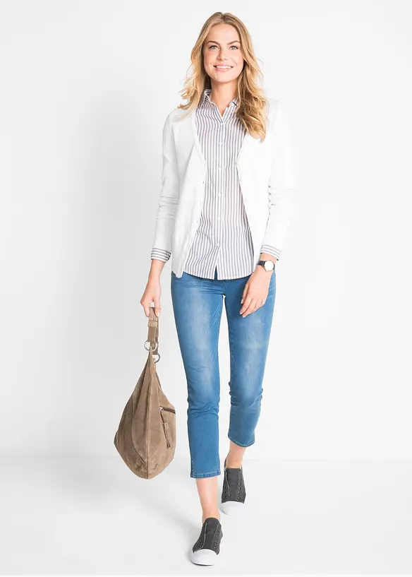 Gilet basique en maille fine avec patte de boutonnage, bonprix