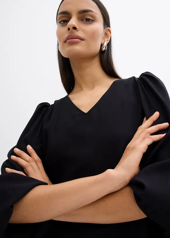 Robe midi fluide en viscose mélangée, bonprix