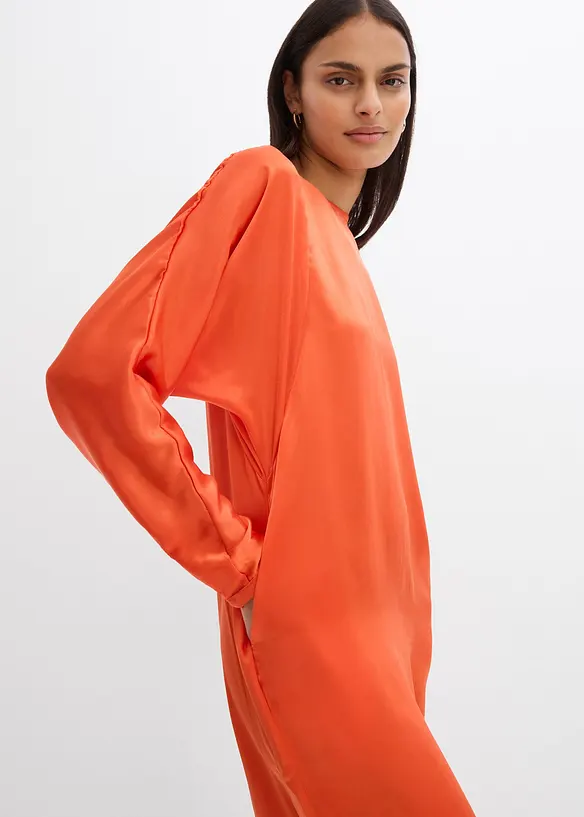 Robe midi à manches chauve-souris en satin fluide, bonprix