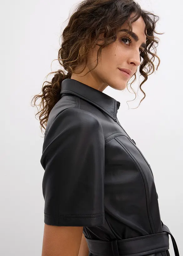 Figurbetontes Lederimitat-Kleid, bonprix