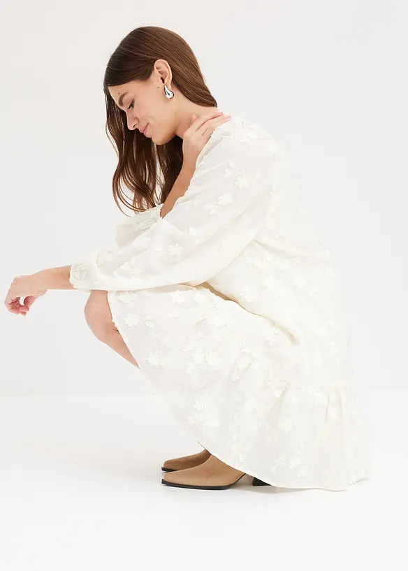 Robe avec fleurs appliquées, bonprix