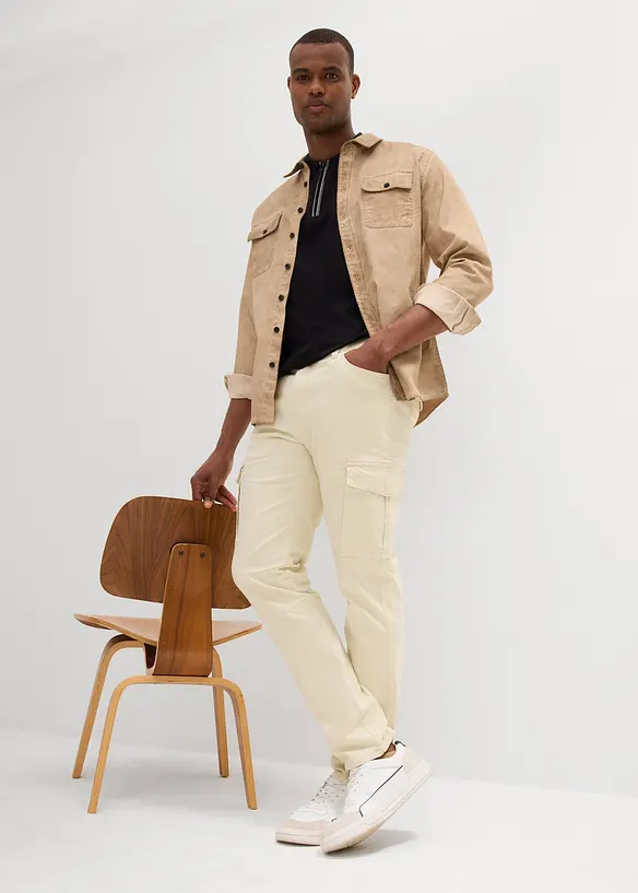 Pantalon slim extensible, jambes droites, avec poches cargo, bonprix