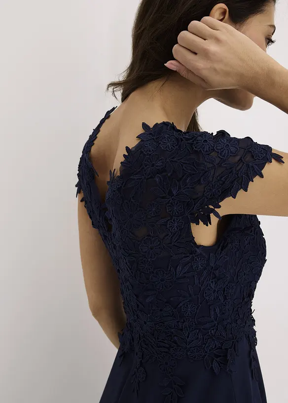 Midikleid aus zartem Tüll mit Spitze, bonprix
