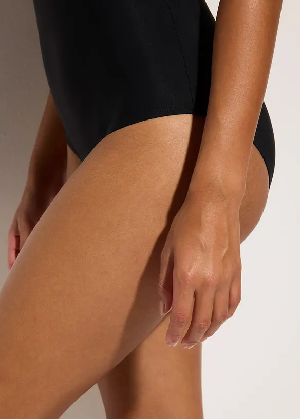 Maillot 1 pièce sculptant, maintien léger, bonprix