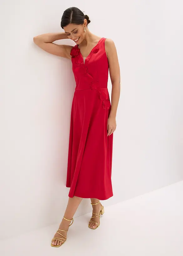 Midikleid aus glänzendem Satin mit Blumen-Applikation, bonprix