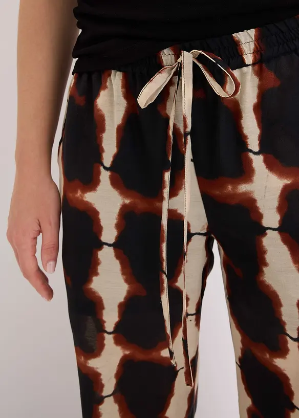 weite Hose mit Batik-Print, bonprix