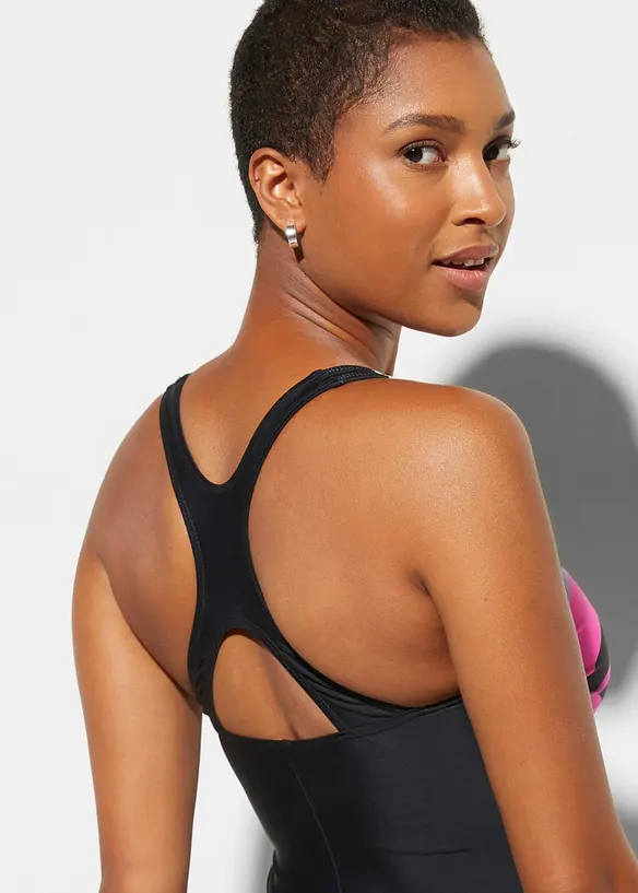 Schnelltrocknender Sport-Badeanzug mit Bein, bonprix