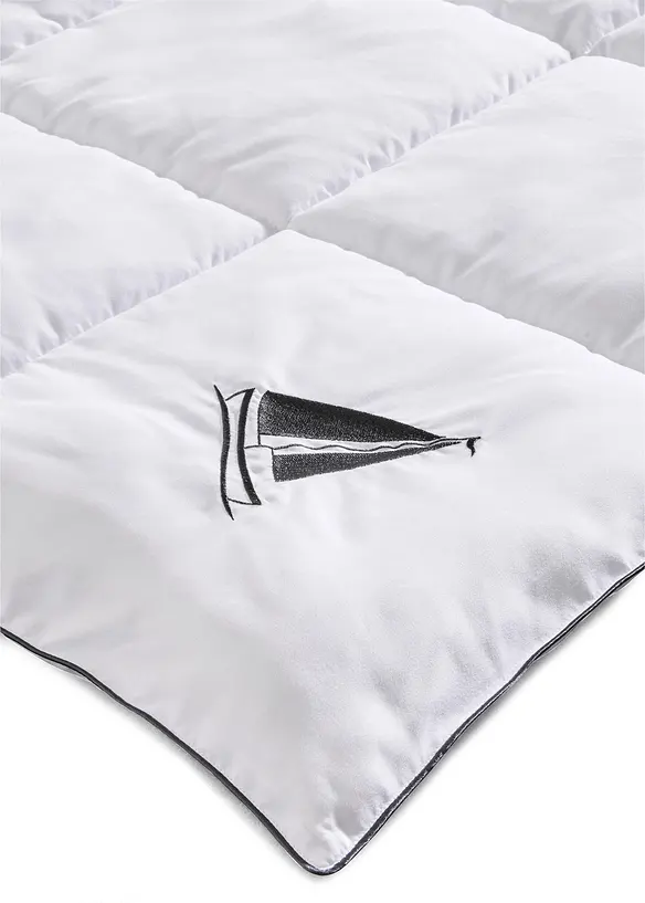 Couette chaude toucher duvet, bonprix