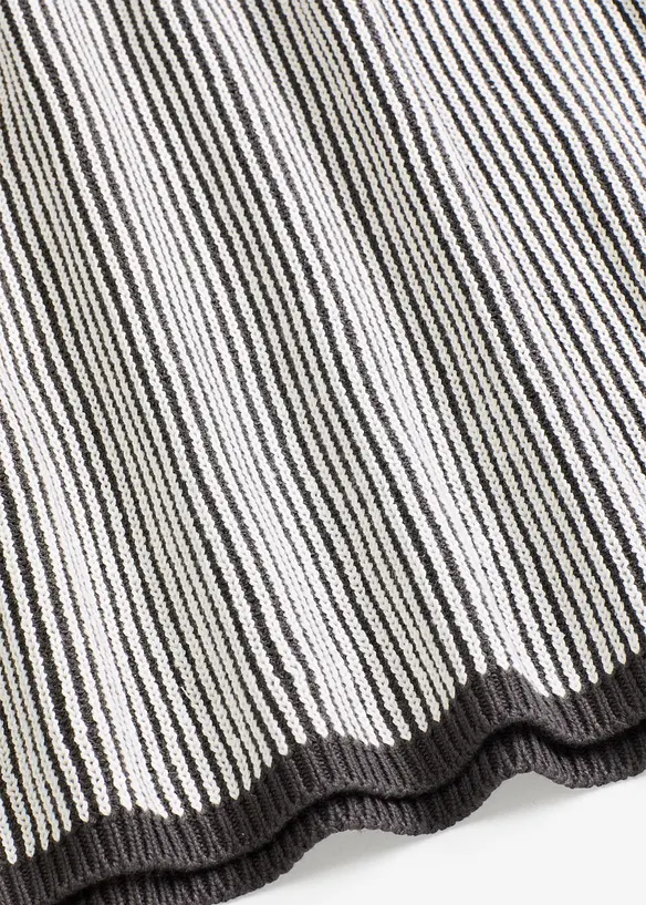 Oversize-Pullover mit Stehkragen, bonprix