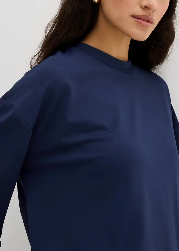 Longshirt aus fließender Qualität, bonprix