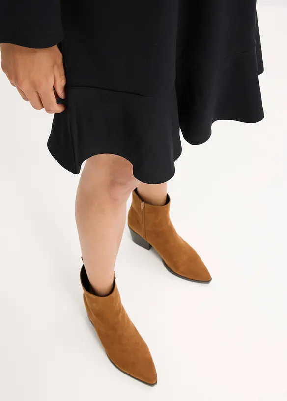 Kurzes Kleid mit Volant aus Punto di Roma, bonprix