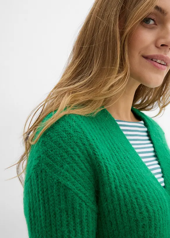 Grobstrickjacke aus weichem Wollmix, bonprix
