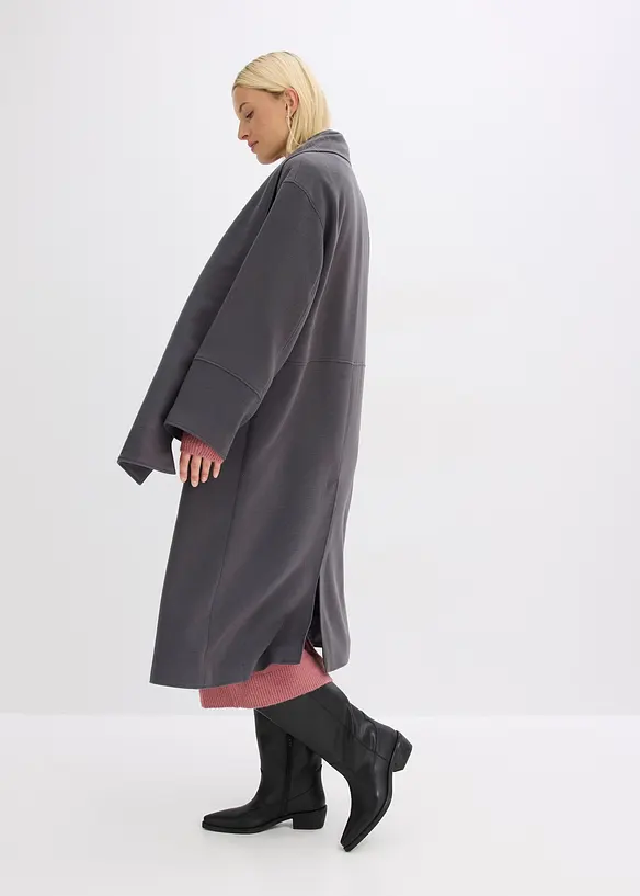 Oversize-Mantel mit zwei dezenten Nahttaschen, bonprix