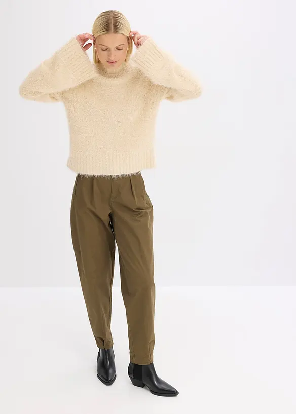 Boxy-Pullover aus flauschigem Federgarn, bonprix