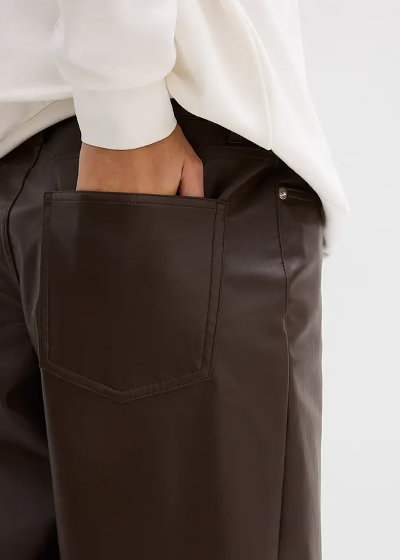 Lederimitat-Hose im Barrel Shape, Mid Waist, bonprix