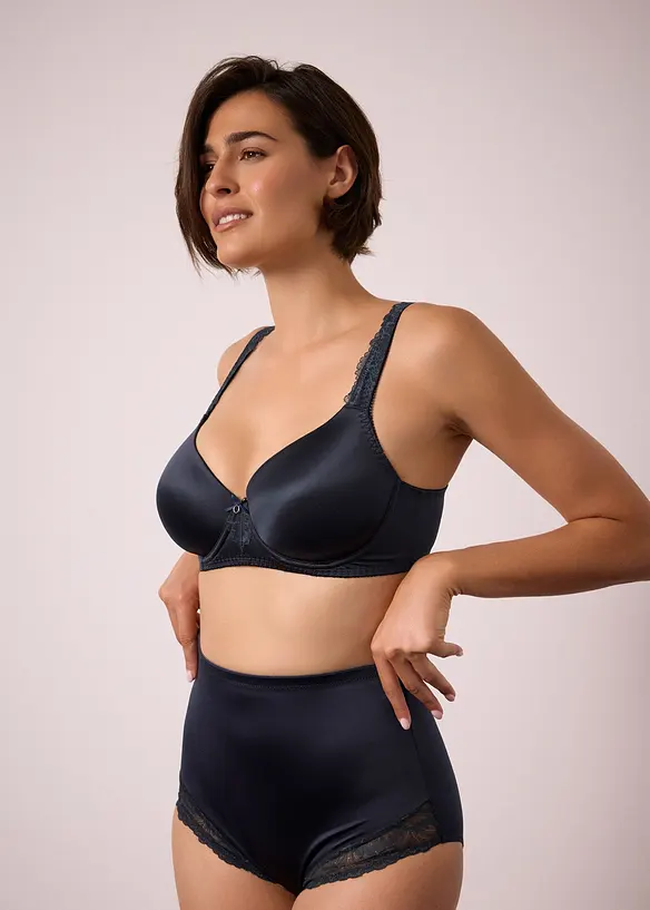 Soutien-gorge à coques en polyamide brillant, bretelles rembourrées, bonprix