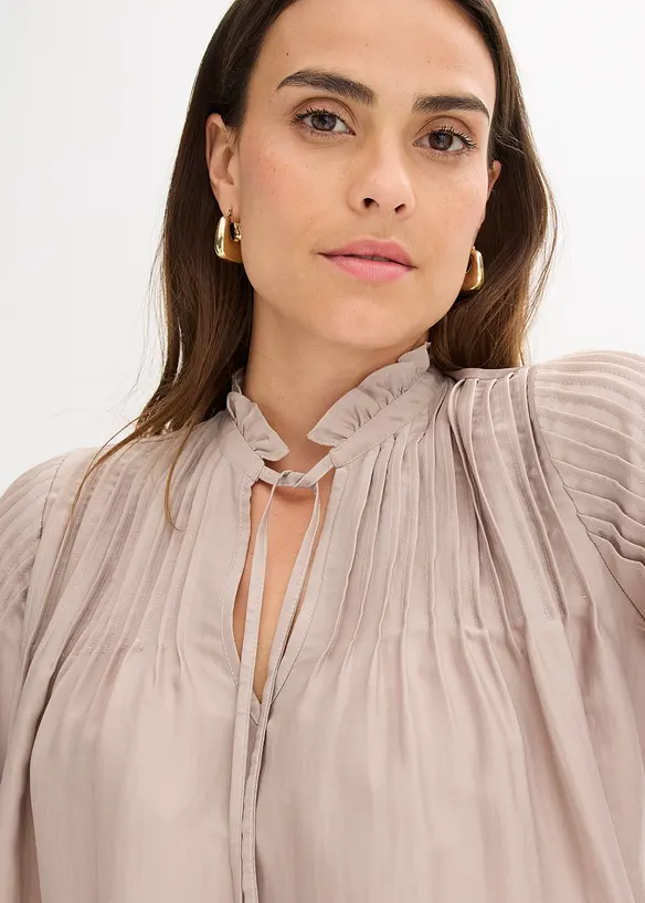 Tunikabluse aus glänzendem Satin mit Biesen, bonprix