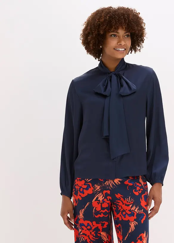 Schluppenbluse aus fließendem Satin, bonprix