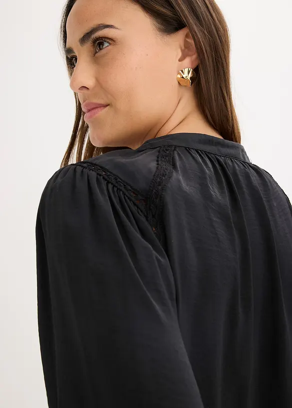 Satinbluse mit Spitzenbändern, bonprix