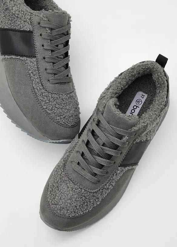 Plateau-Sneaker, bonprix