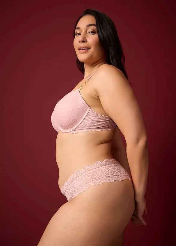 Slip brésilien en dentelle, bonprix