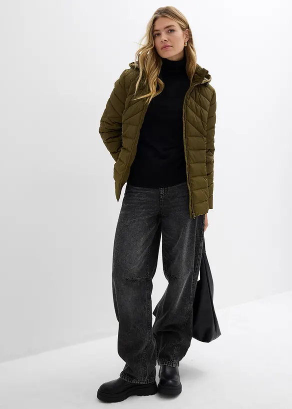 Veste matelassée légère avec capuche amovible, bonprix