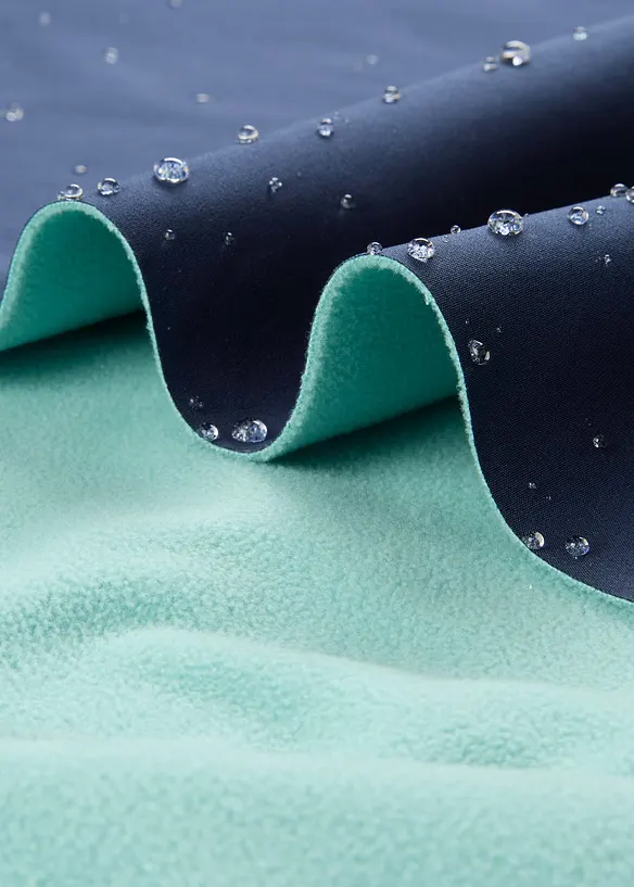 Softshelljacke mit Kapuze, wasserabweisend, bonprix