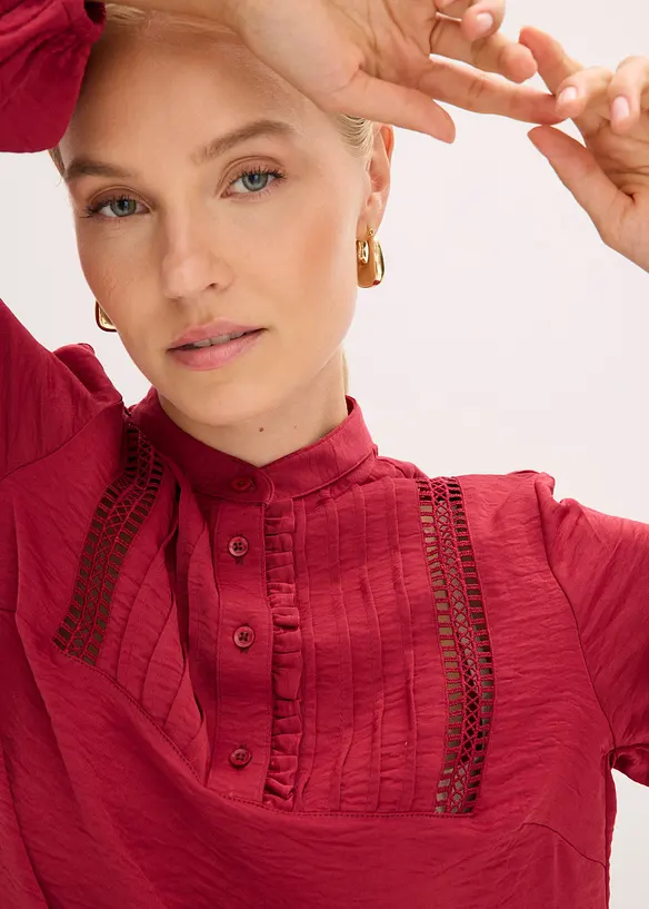 Oversize-Bluse mit Verzierungen, bonprix