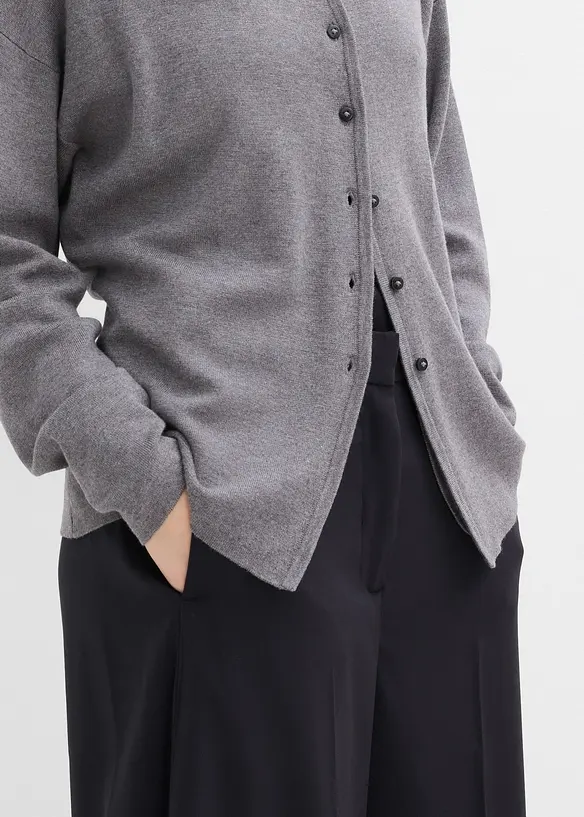 Taillierte Strickjacke aus Viskose-Mix, bonprix