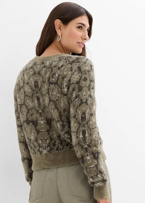 Grobstrick-Pullover aus flauschigem Federgarn, bonprix