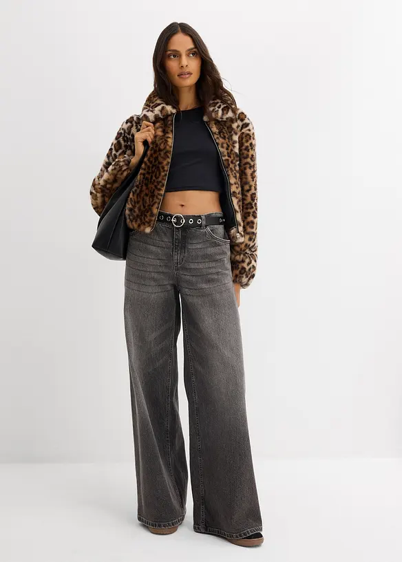 Oversize Fellimitat-Jacke, bonprix